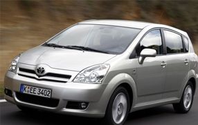 COROLLA VERSO 5 miejsc