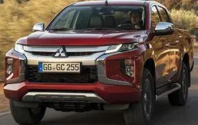 L200 - 4 drzwi podwójna kabina