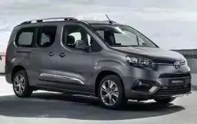 PROACE CITY d?ugi 7 miejsc