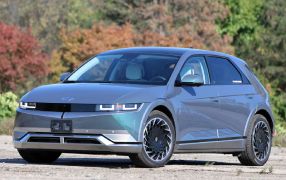 IONIQ 5 Regulowana konsola ?rodkowa