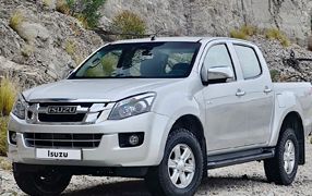 D MAX podwójna kabina