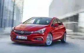 ASTRA K - sedan / 3 tylne zag?ówki