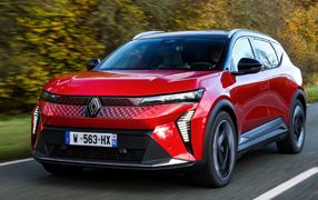 SCENIC E-TECH standardowe siedzenia