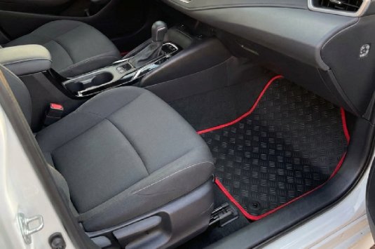 Dywaniki TOYOTA COROLLA